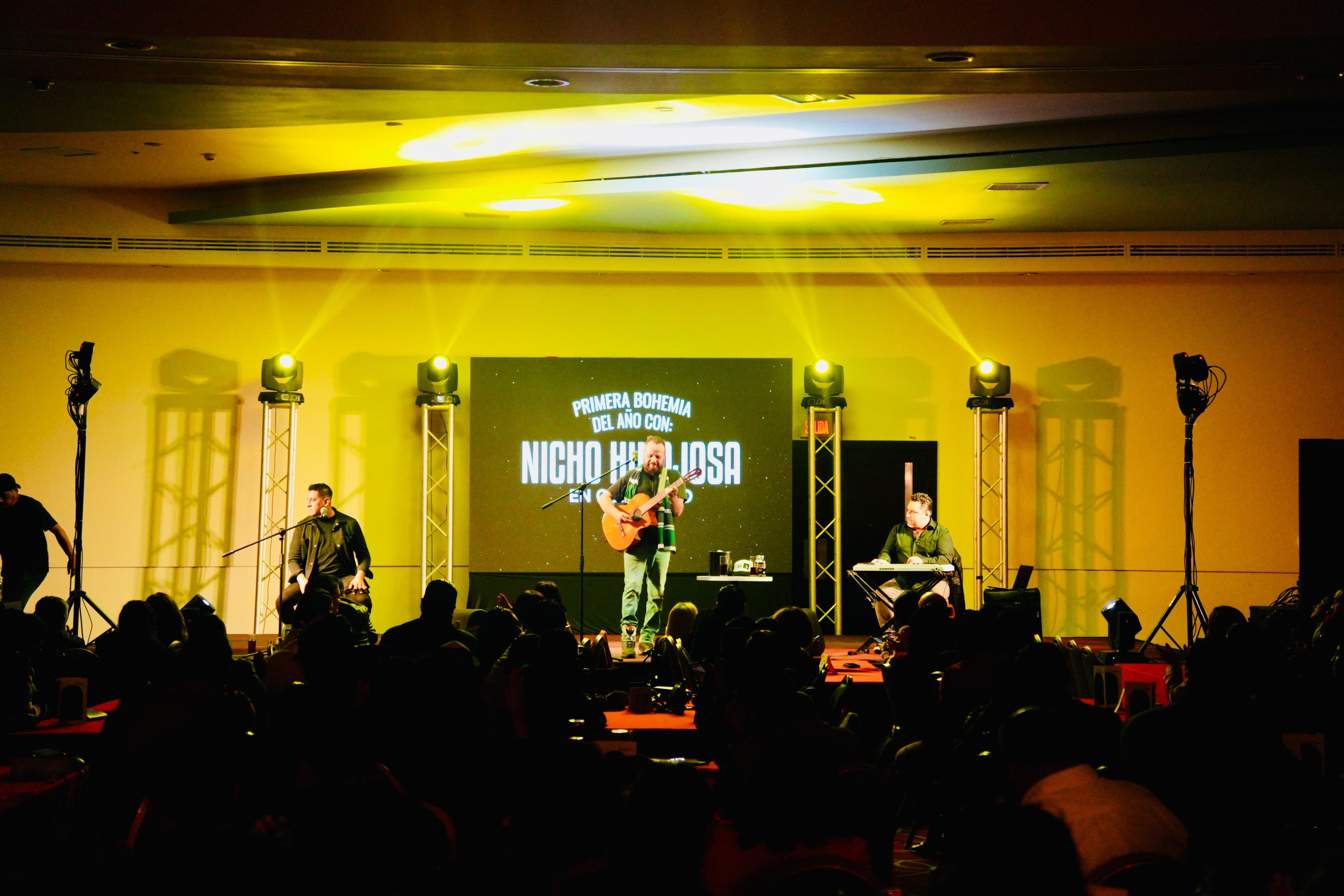 Nicho Hinojosa - Concierto Acústico