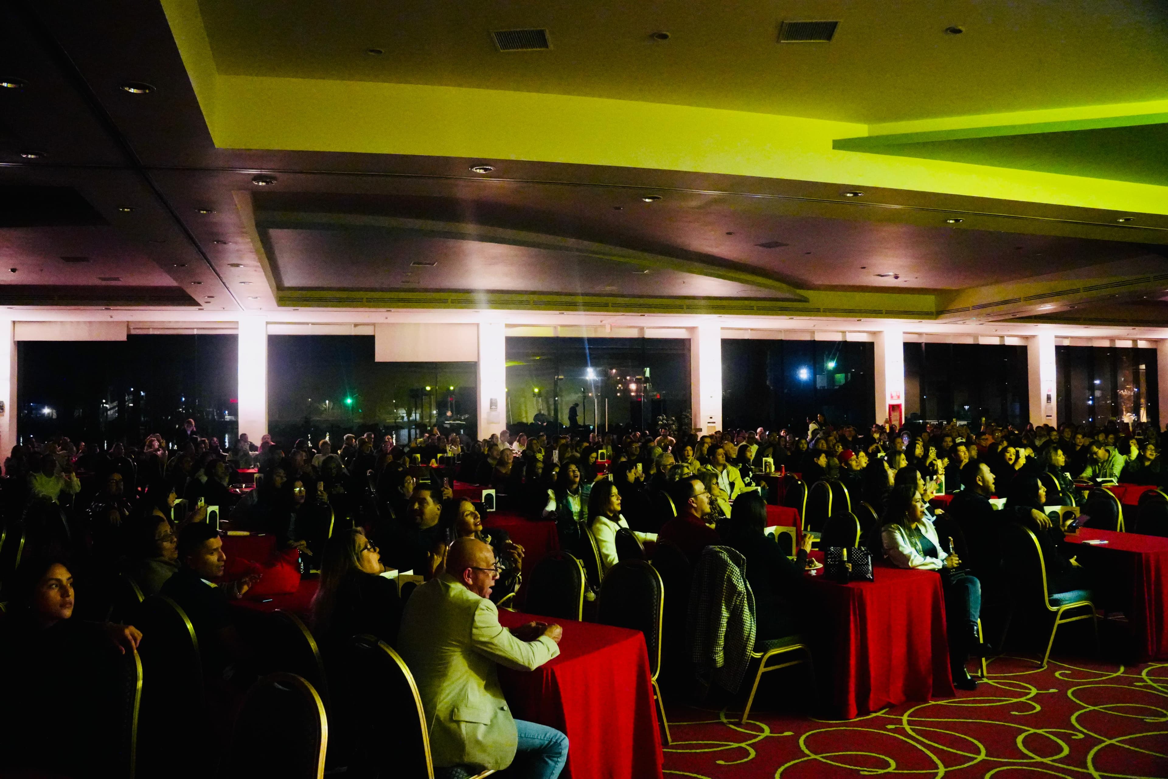 Nicho Hinojosa en Tuxpan: Una Noche Bohemia Inolvidable - Imagen 4